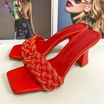 A Cor vermelha 2021 Mulheres Sandálias de tira no Tornozelo Perspex Saltos Altos PVC Cristal Claro e Conciso Clássico Fivela de Cinta de Sapatos de Alta Qualidade